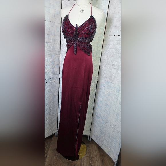 90's VNTG. CACHE Burgundy Backless Butterfly Halter Gown With Wrap - Picture 9 of 9